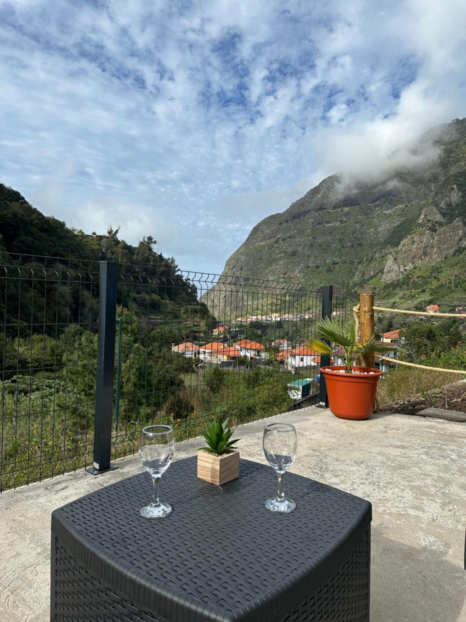 The Green Valley House Sao Vicente  Luaran gambar